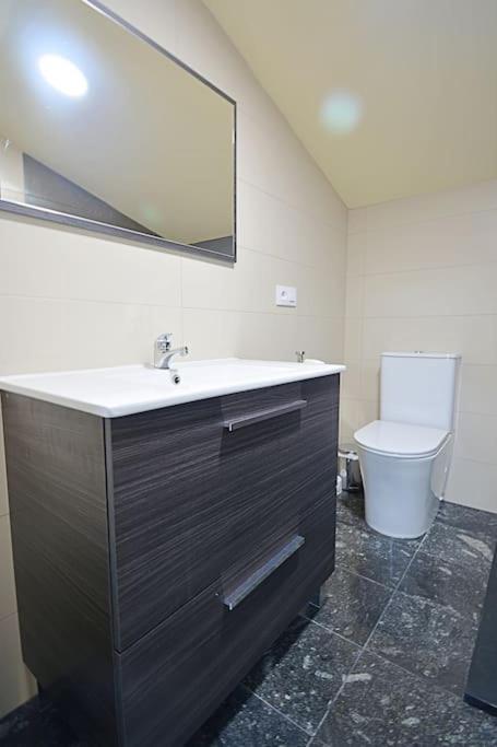Duplex Da Pedra E Da Auga Apartment Meis ภายนอก รูปภาพ